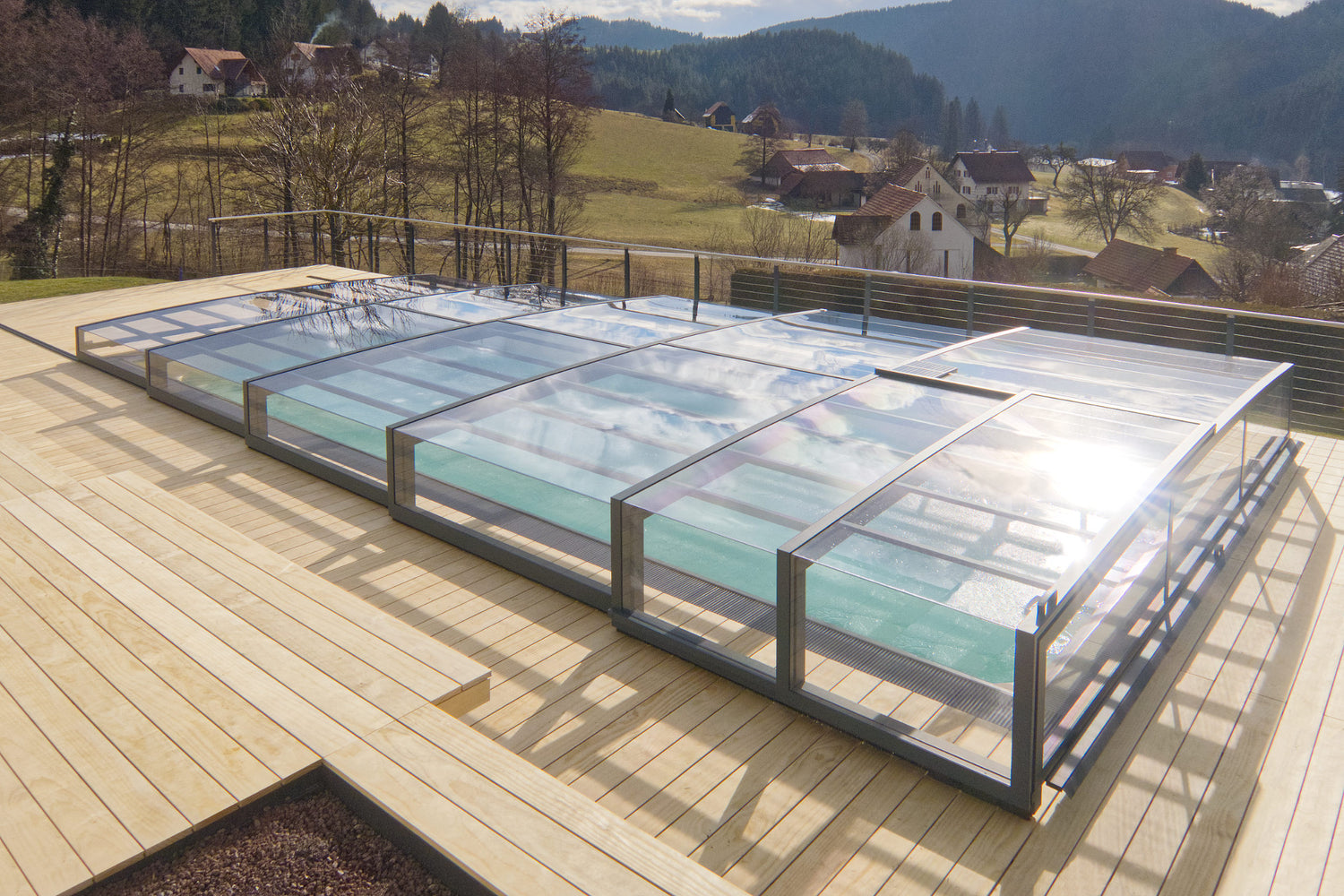 Poolüberdachung in schwarz